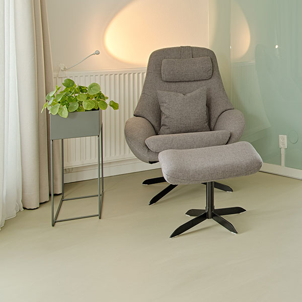 Betonlook gietvloer in de kleur oxid